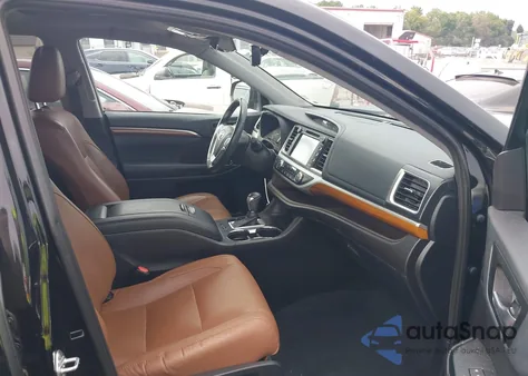 2019 Toyota Highlander Limited from USA, damaged, VIN 5TDYZRFH0KS309686